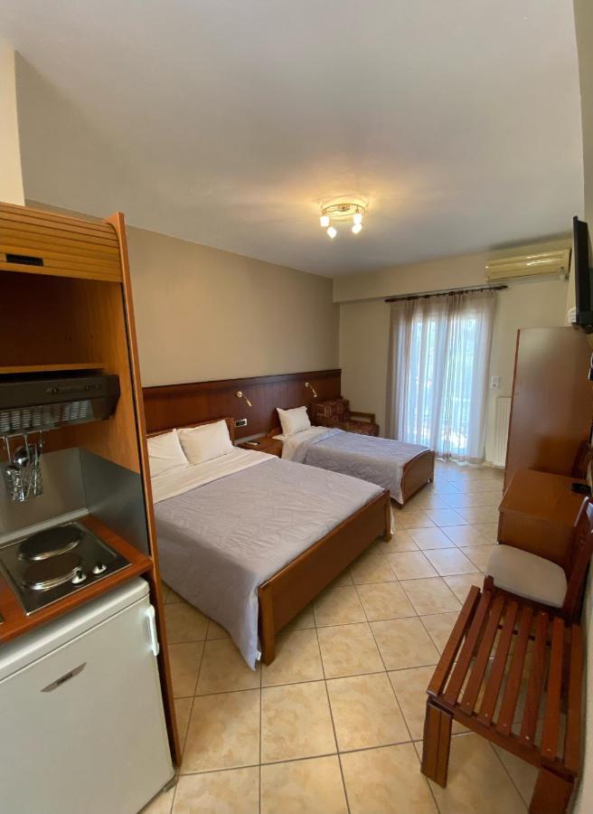 Paradosi Rooms Igoemenitsa Buitenkant foto
