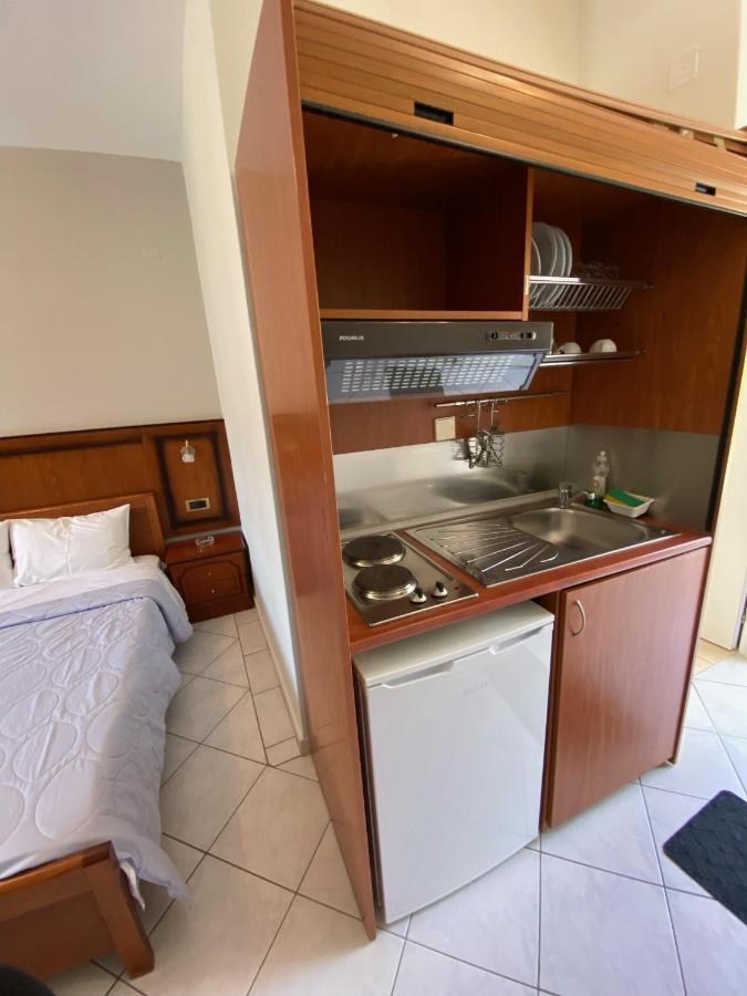 Paradosi Rooms Igoemenitsa Buitenkant foto