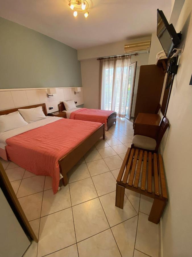 Paradosi Rooms Igoemenitsa Buitenkant foto