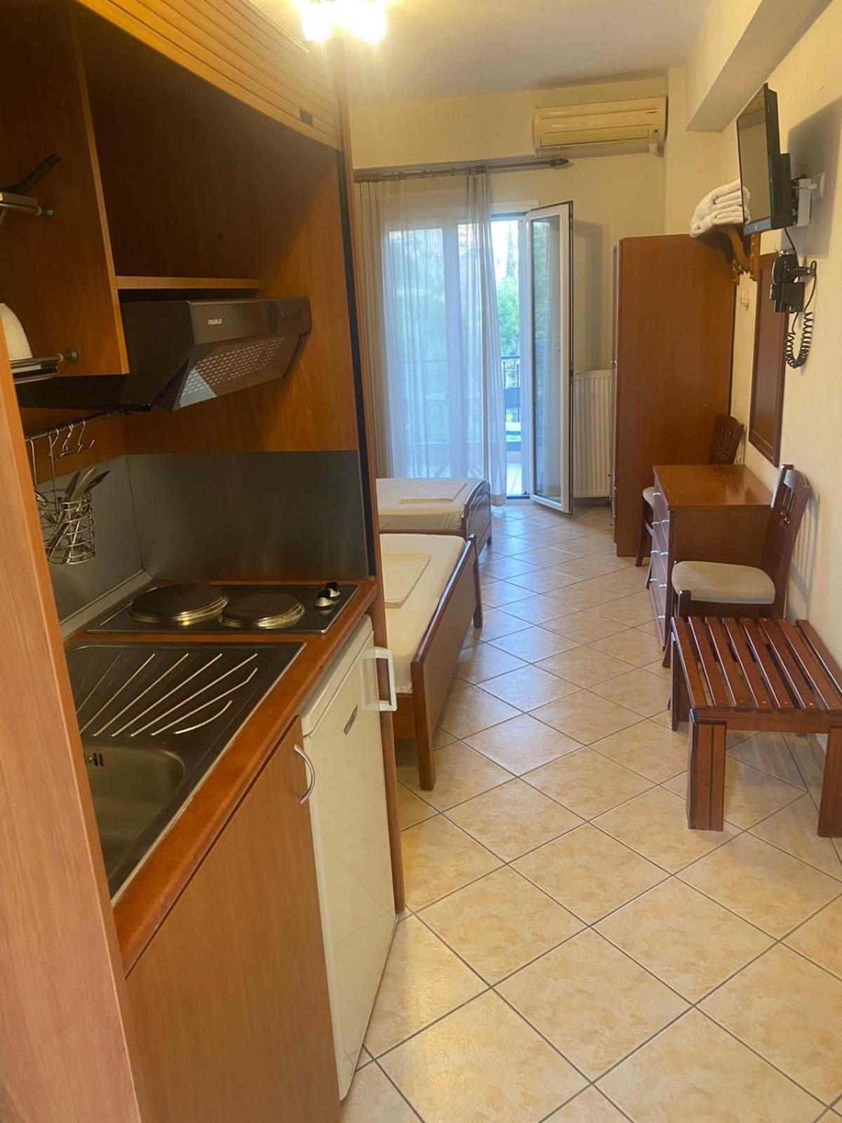 Paradosi Rooms Igoemenitsa Buitenkant foto