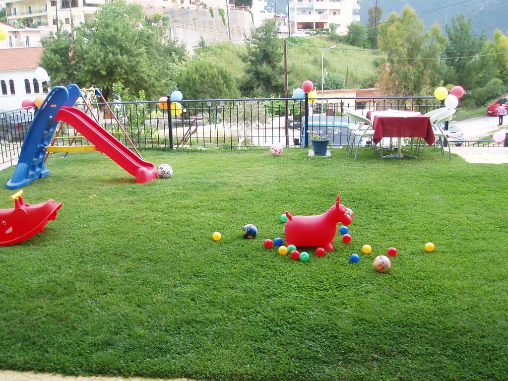 Paradosi Rooms Igoemenitsa Buitenkant foto